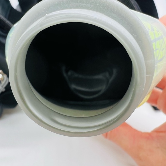 Nathan Black and Neon Yellow Hydration Belt with two 8oz bottles - Picture 12 of 14